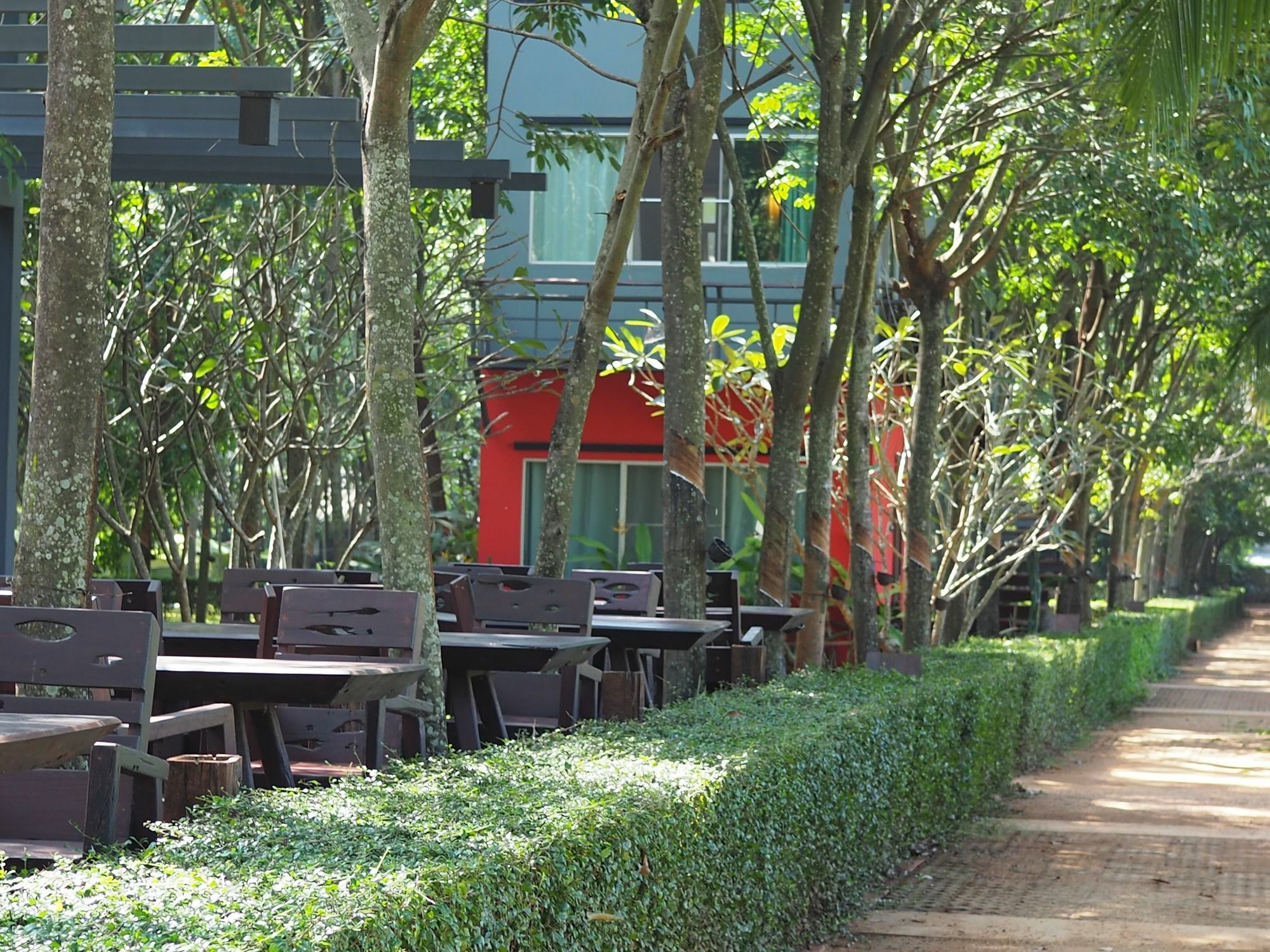 Singha Rubber Tree Hotel Sai Yok Exterior photo